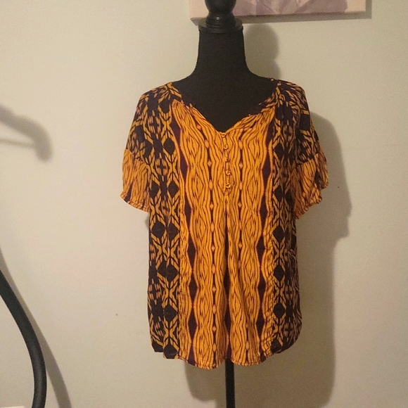 Blouse - Picture 1 of 6